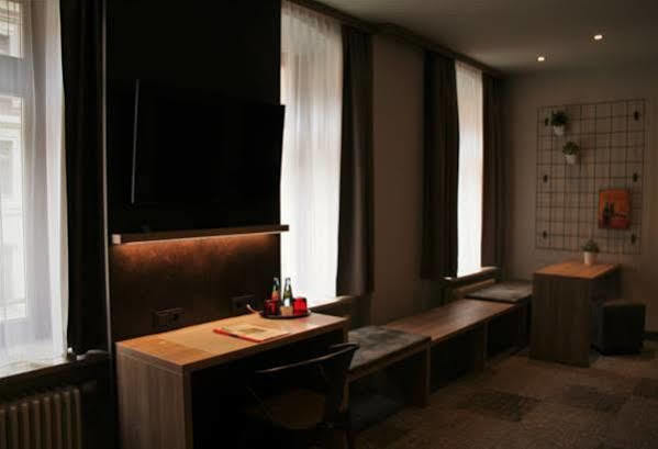 Alexxanders Hotel & Boardinghouse, Restaurant Chemnitz Extérieur photo